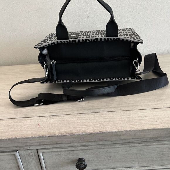 DKNY Hadlee Medium LARGE Tote LOGO Crossbody BLACK GRAY White Handbag Purse - Picture 7 of 16